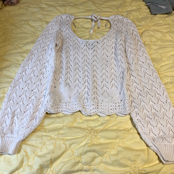 Forever 21 crochet sweater - Picture 4 of 4